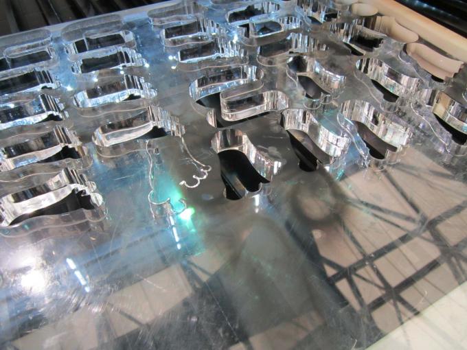 cortador do laser do CO2 1500W para a máquina de corte do PVC e do vidro orgânico