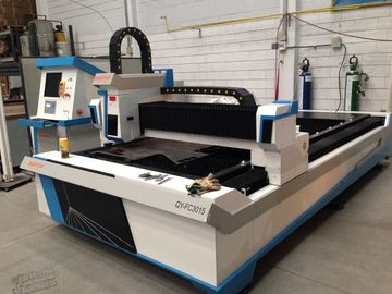 China Equipamento para o craftwork de aço inoxidável, máquina do corte do laser do CNC de corte do metal do laser fornecedor