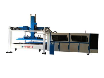 China Máquina de corte automática completa do laser da fibra do metal do CNC com carga e sistema do descarregamento fornecedor