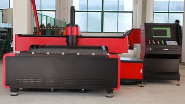 China máquina de corte de aço do laser da fibra do CNC 500W, × 1500 do tamanho do corte 3000mm fornecedor