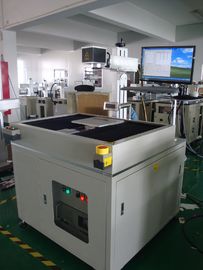 China Máquina profissional da marcação do laser do metal 50W, tabela de funcionamento movente do cruzamento fornecedor